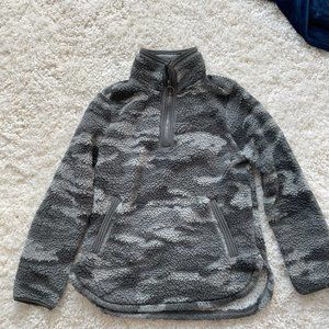 Camo Sherpa